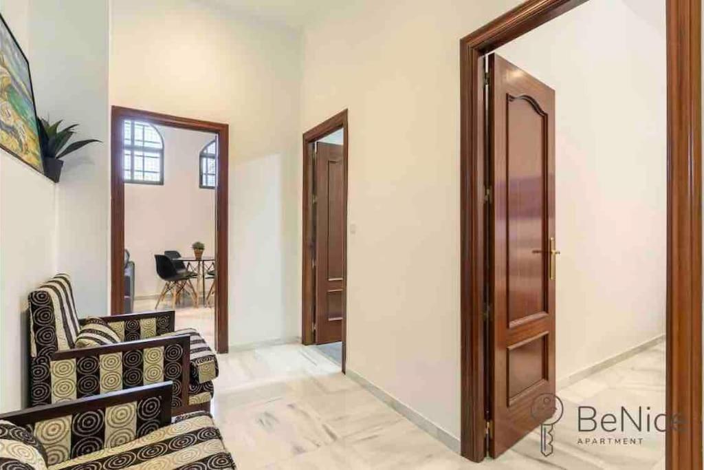 Luxury Apartamento Sevilla Centro -Triana Exterior photo